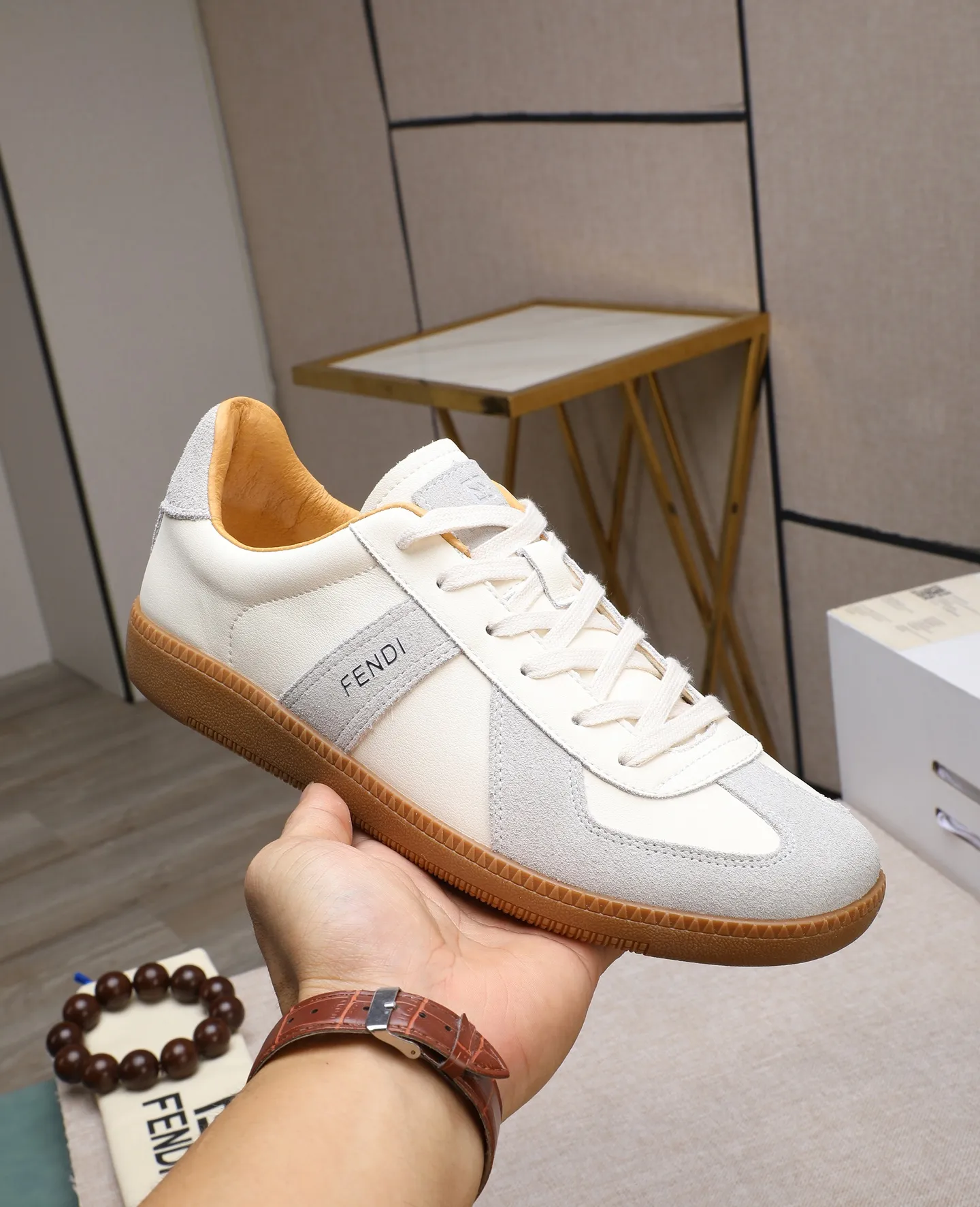 Men's shoes 💰420🕷🕷[FENDI] Fendi fashionable casual men's shoes 🇨🇳Original official website 1:1 model opening, new models are available first 💯Not high-profile but avant-garde, simple About low-key and fashionable, super versatile style 🌿 Made of original cowhide ➕ Pigskin lining 🎋 The version is comfortable on the feet, so rigorous for any small place, and the workmanship is first-class 🍍38-44 Large quantities in stock
